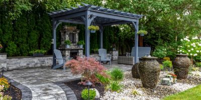 giardino con gazebo