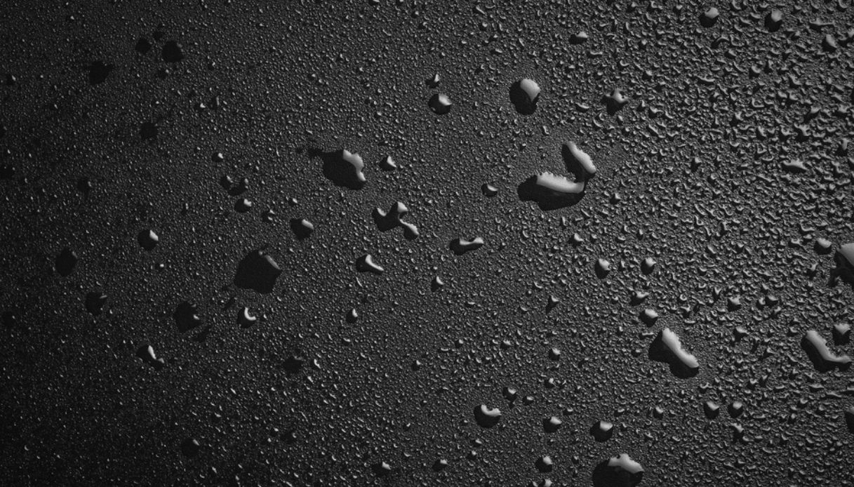 Condensa sul pavimento? Ecco quando devi preoccuparti