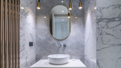 Quali sono i pro e contro del bagno in marmo