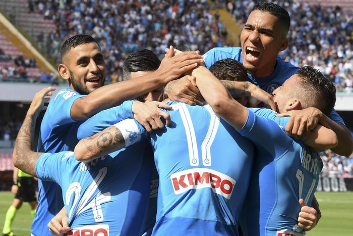 Napoli batte Cagliari 3-0, in rete Hamsik-Mertens-Koulibaly