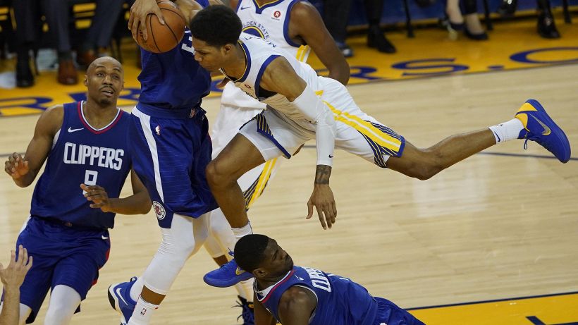 Nba, Clippers mandano ko Golden State