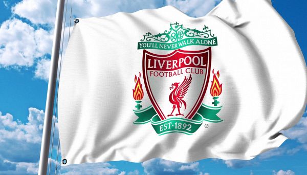 PES 2019: nuove licenze, partnership e 3° maglia per il Liverpool PES 2019: nuove licenze, partnership e 3° maglia per il Liverpool