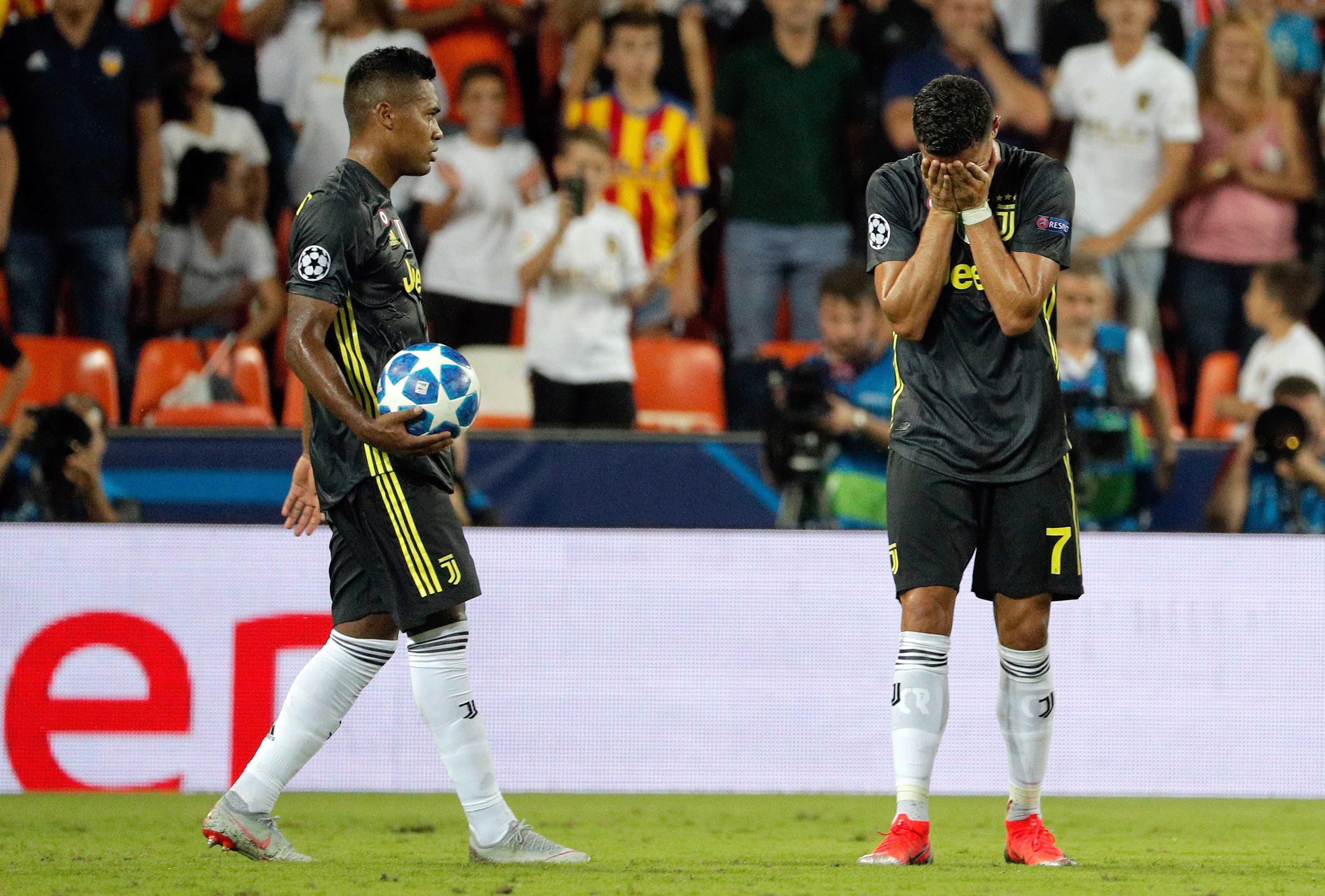 Ronaldo espulso a Valencia: lacrime e disperazione. Fotosequenza
