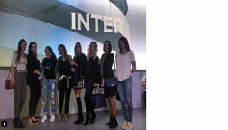 Wanda Nara e le altre wags Inter scatenate a concerto Maluma