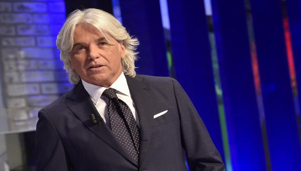Zazzaroni, il post che fa infuriare i tifosi bianconeri Zazzaroni, il post che fa infuriare i tifosi bianconeri