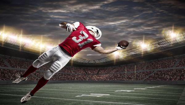 Fortnite si veste con i colori della NFL: ecco le nuove divise Fortnite si veste con i colori della NFL: ecco le nuove divise