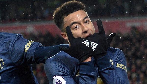 FIFA 19, Manchester United 'debole'. Ecco la risposta di Lingard FIFA 19, Manchester United 'debole'. Ecco la risposta di Lingard