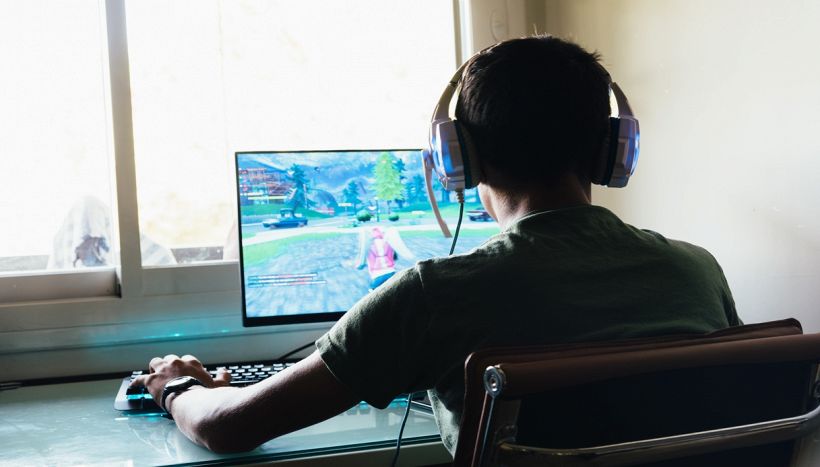 Fortnite, nuova arma bizzarra: a cosa servono le Razzobottiglie?