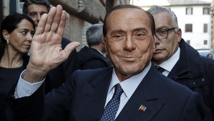 Berlusconi si schiera: Con Icardi farei così