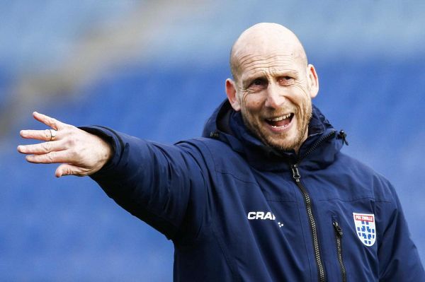 Che fine ha fatto Stam, il Gigante olandese del Milan Che fine ha fatto Stam, il Gigante olandese del Milan