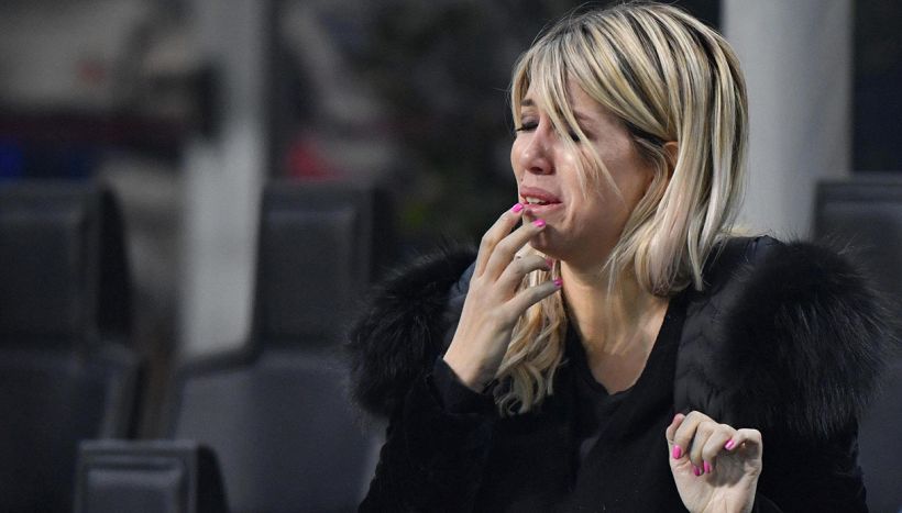 Scontro tra Inter e Juve per Icardi, Wanda Nara inquieta: il post