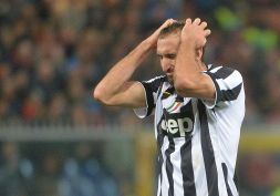 Crack Chiellini scatena i social, è guerra sul web