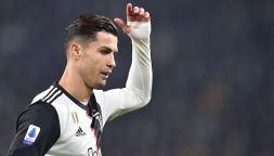 Pallone d'Oro delle polemiche: Van Dijk punge CR7,sorelle furiose