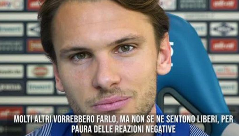 Calcio, Ekdal rompe un tabù: "Omofobia è molto diffusa"