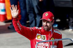 Vettel risponde ai tifosi Ferrari su coronavirus, passato e hobby