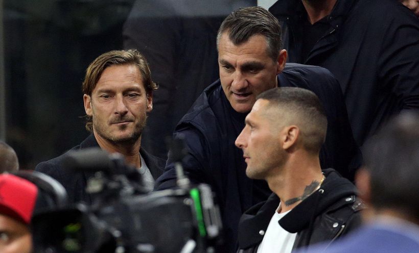 Vieri accusa: Scandaloso quanto accade a Totti