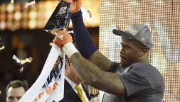 Von Miller positivo al coronavirus, football americano sotto choc