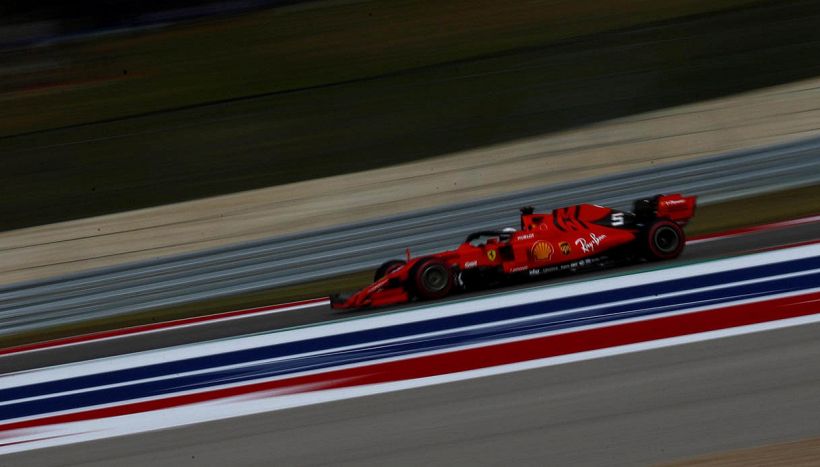 Vettel polemico con la Ferrari, insulti via radio