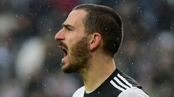 Bonucci nervoso, ammonito in panchina