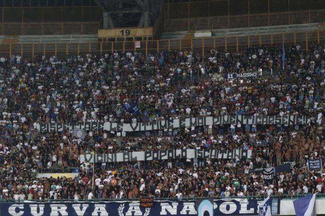 Napoli si ribella allo striscione anonimo anti-Spalletti: Vergognatevi