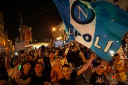 Napoli: La lettera d'addio dell'ex scatena la bufera, tifosi sempre più furiosi