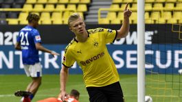 Borussia Dortmund, Haaland cambia numero