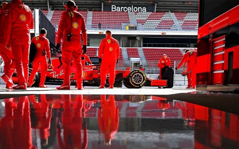 La Ferrari prova a scuotersi: i consigli dei fan sui social