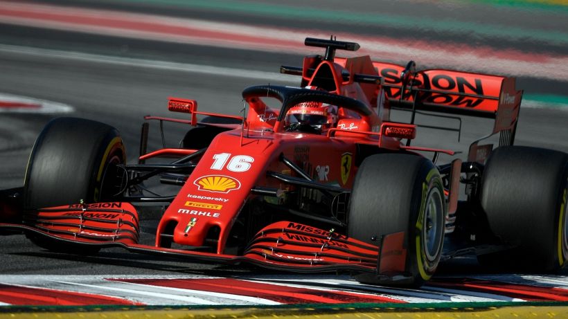 F1, la Ferrari rinasce a Silverstone: Hamilton, pole e brivido