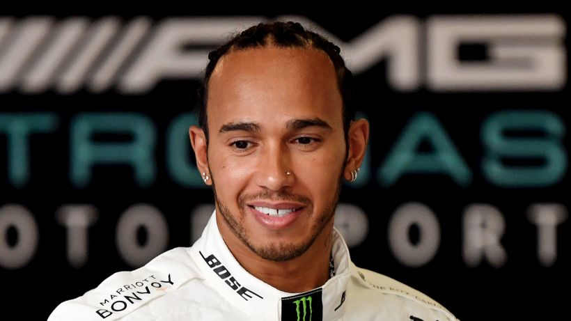 F1, la richiesta di Hamilton per restare in Mercedes