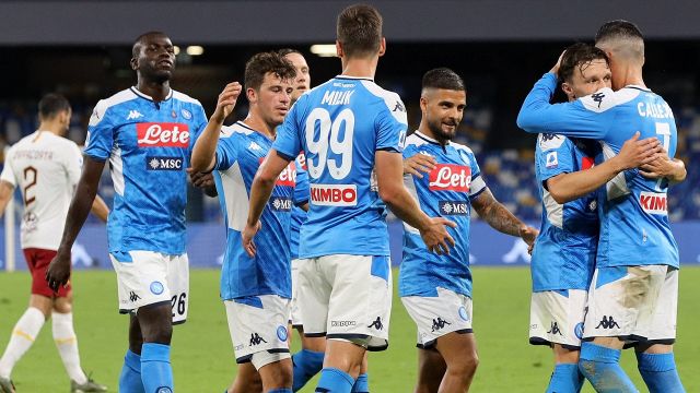 Serie A: Insigne trascina il Napoli, Roma sempre più in crisi