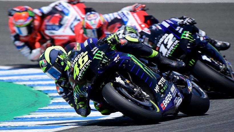 MotoGp: cuore Valentino Rossi, รจ terzo. Trionfa Quartararo
