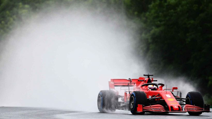 Che sorpresa in Ungheria: dalla pioggia sbuca Sebastian Vettel