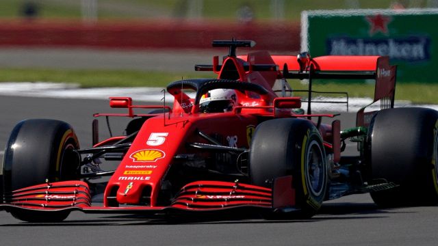 F1, prime libere Silverstone: Vettel va ko, Verstappen al comando