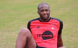 Yaya Touré si allena con il Leyton Orient