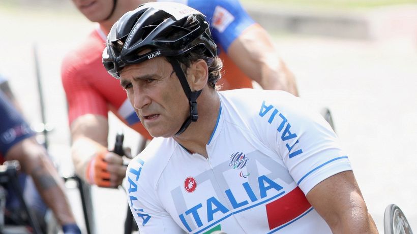 Alex Zanardi operato per la quarta volta alla testa: il bollettino