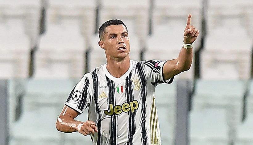 Magie in campo e gioielli in garage: tutti i bolidi di Ronaldo