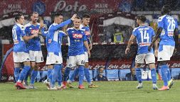 Il Napoli non fa sconti, ma sui social è festa con brivido