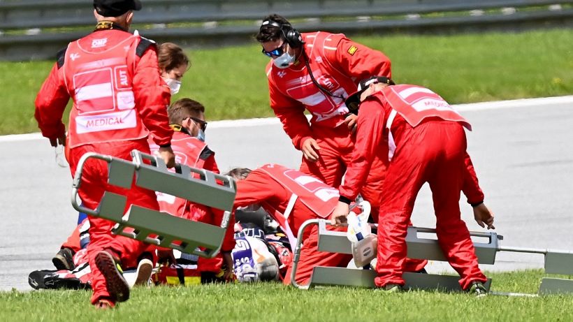Moto2, grande spavento per Syahrin