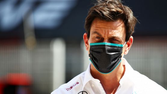 F1, Toto Wolff: "Mi aspetto un altro contatto tra Lewis e Max"