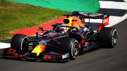 F1, Verstappen batte la Mercedes. Leclerc quarto, disastro Vettel