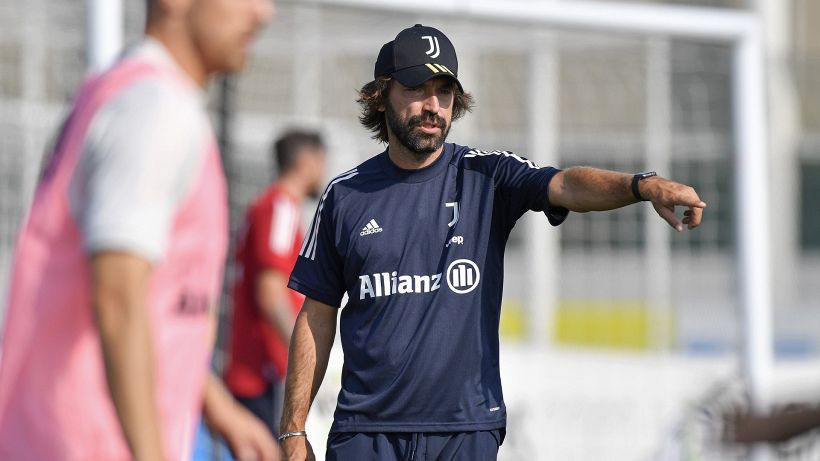 Mercato Juventus, Pirlo dà un'indicazione sul mercato e punge Higuain