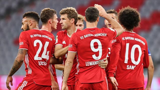 Il Bayern esagera: 8 gol al debutto in Bundesliga