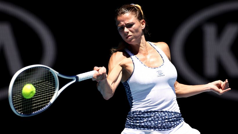 Camila Giorgi cambia racchetta