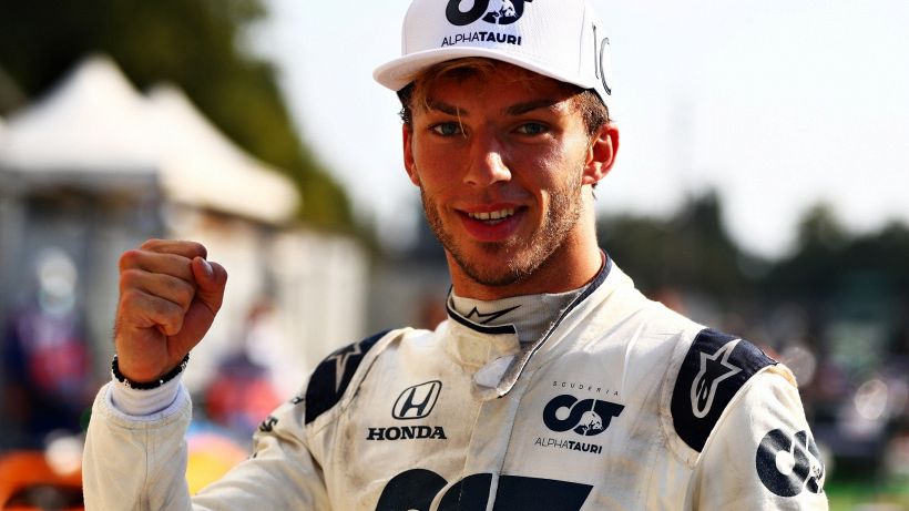 F1 a Imola nel nome di Senna: Gasly in pista con il casco di Ayrton