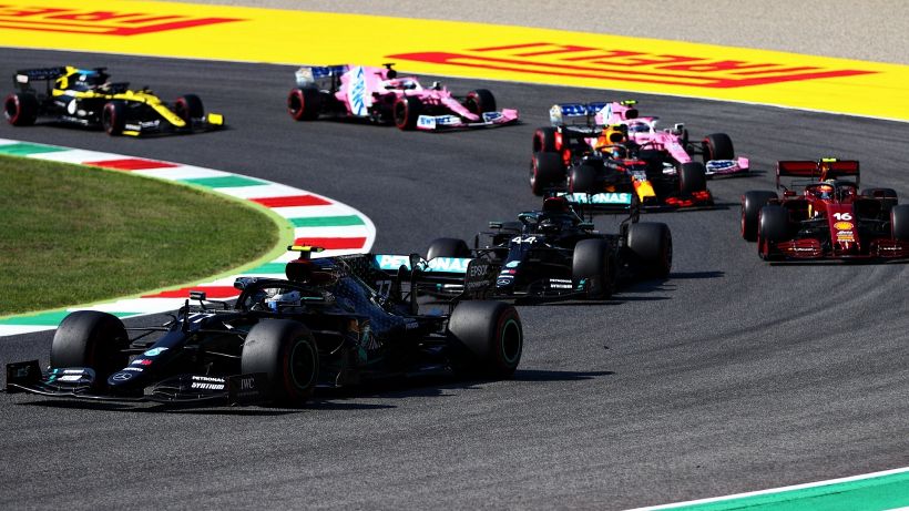 F1, Mugello: Hamilton vince dopo 3 partenze. La Ferrari รจ un pianto