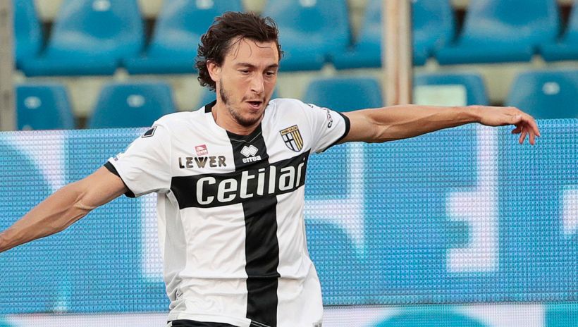 Inter, oltre a Darmian altro rinforzo dal Parma: tifosi scettici