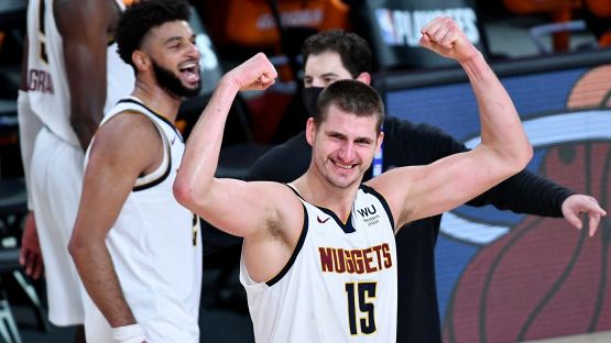 NBA: uno Jokic da urlo fa volare i Nuggets