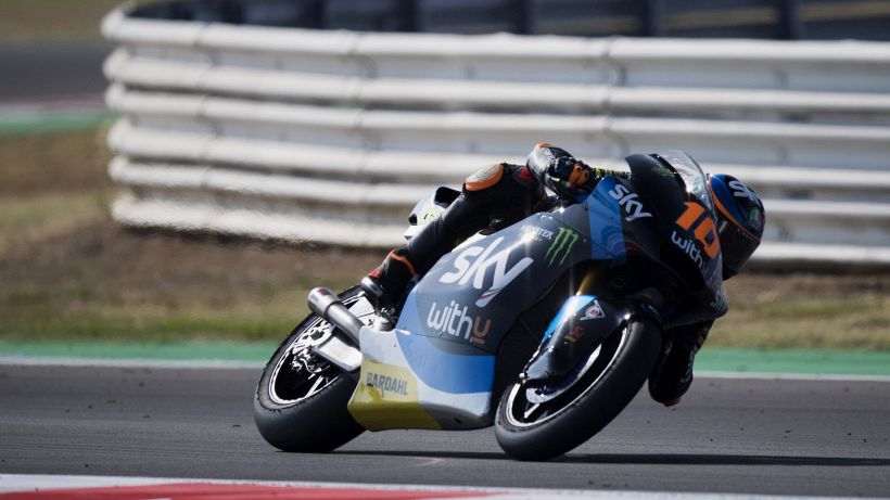 Moto2, la pole è di Marini