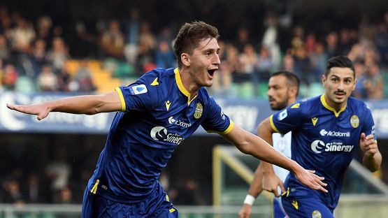 Verona, Setti: "Tanti club interessati a Kumbulla"