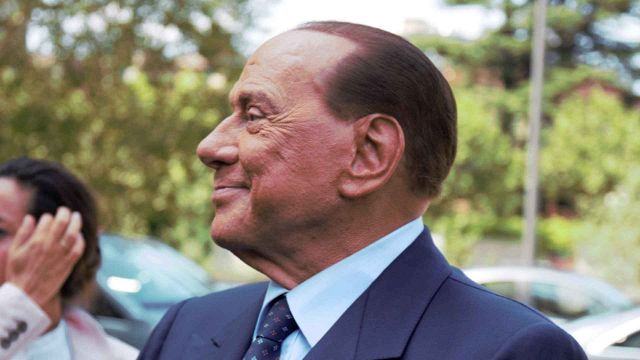 Berlusconi dimesso dall'ospedale, è a casa dalla figlia Marina